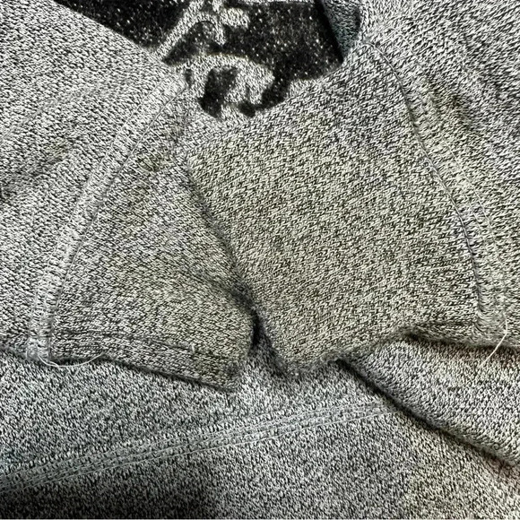 Roots Hoodie Grey & Black Size Mediun - Picture 7 of 16
